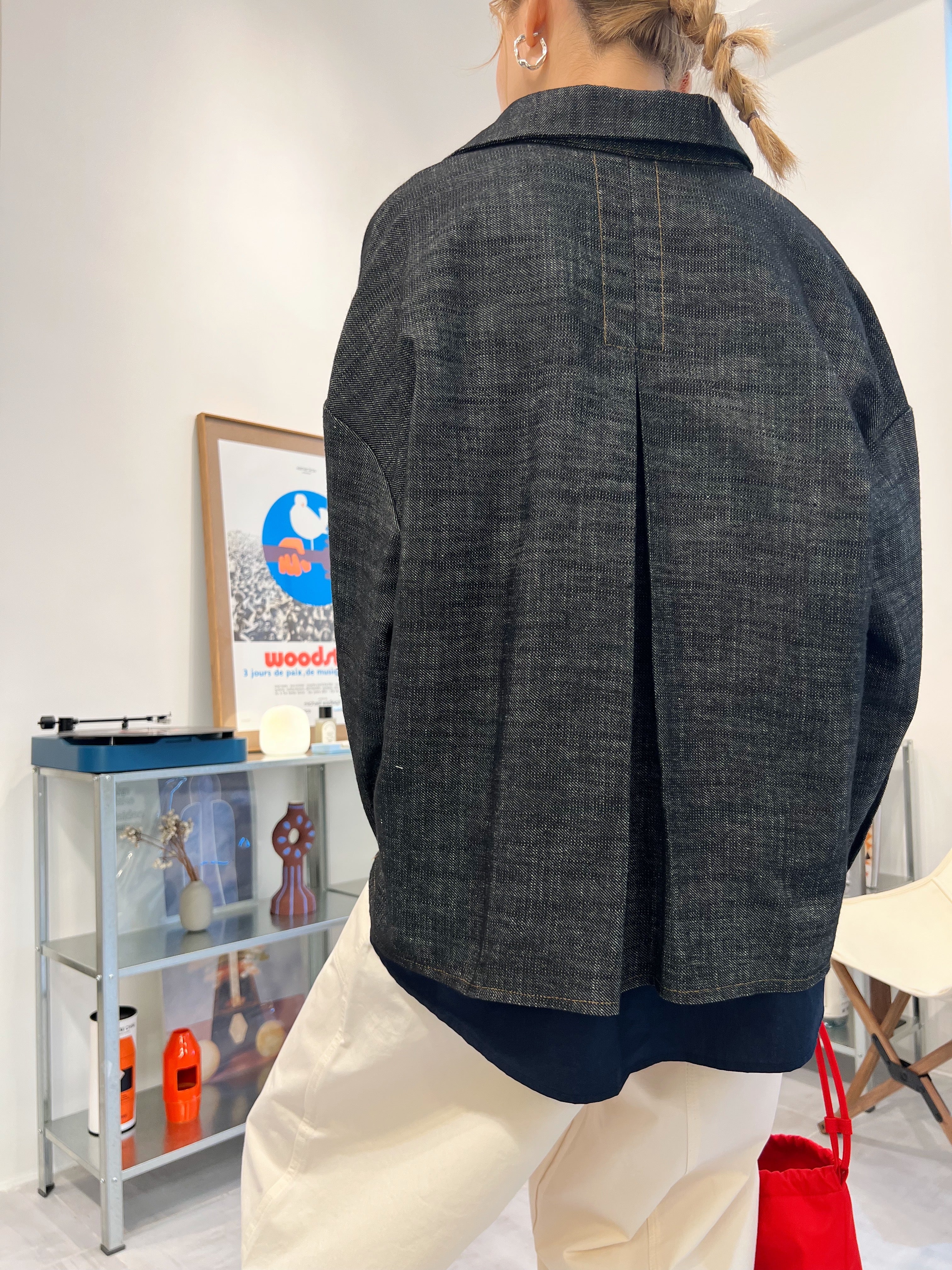 束腳牛仔薄外套/黑