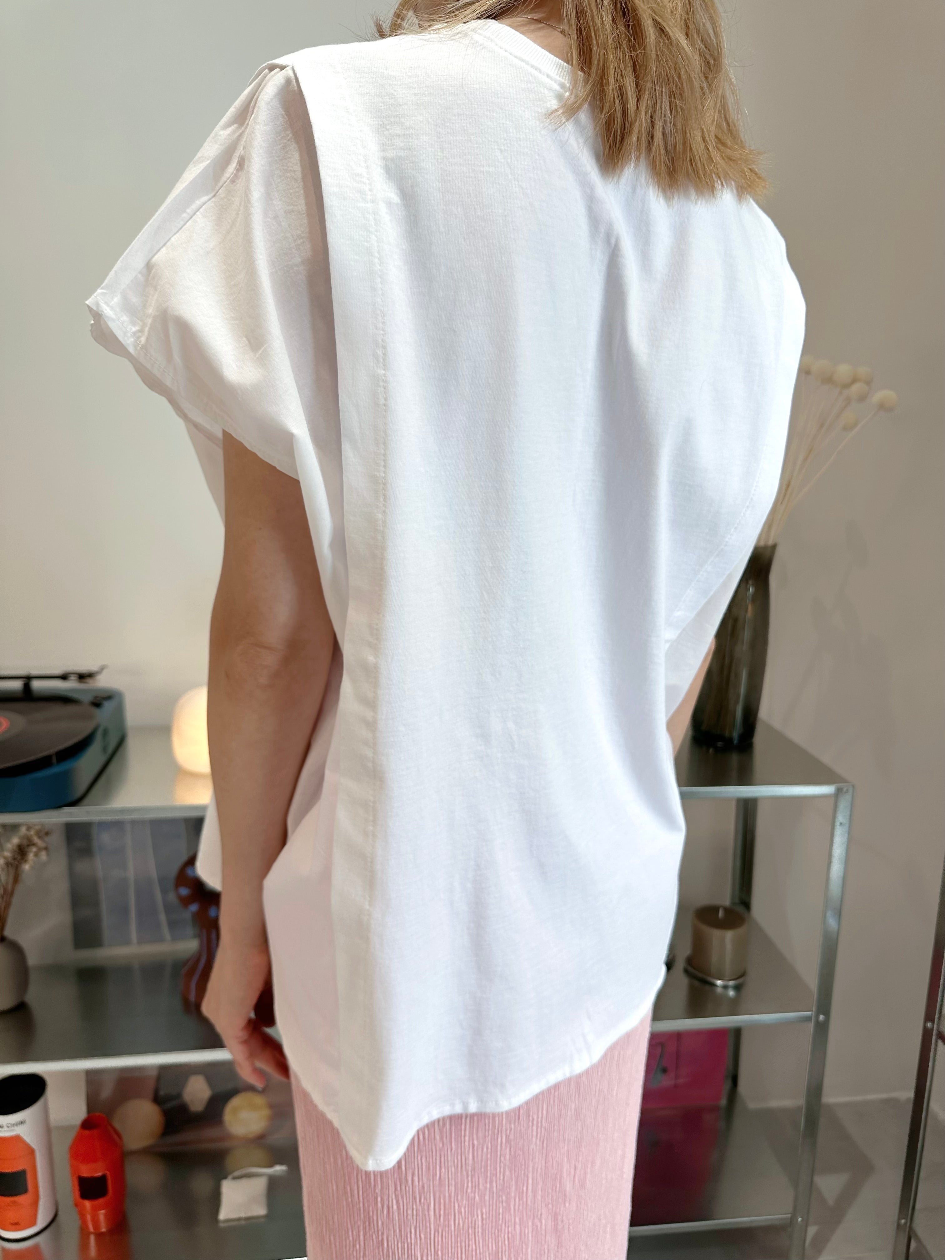 (訂貨:15工作天)摺褶併布T-shirt/白