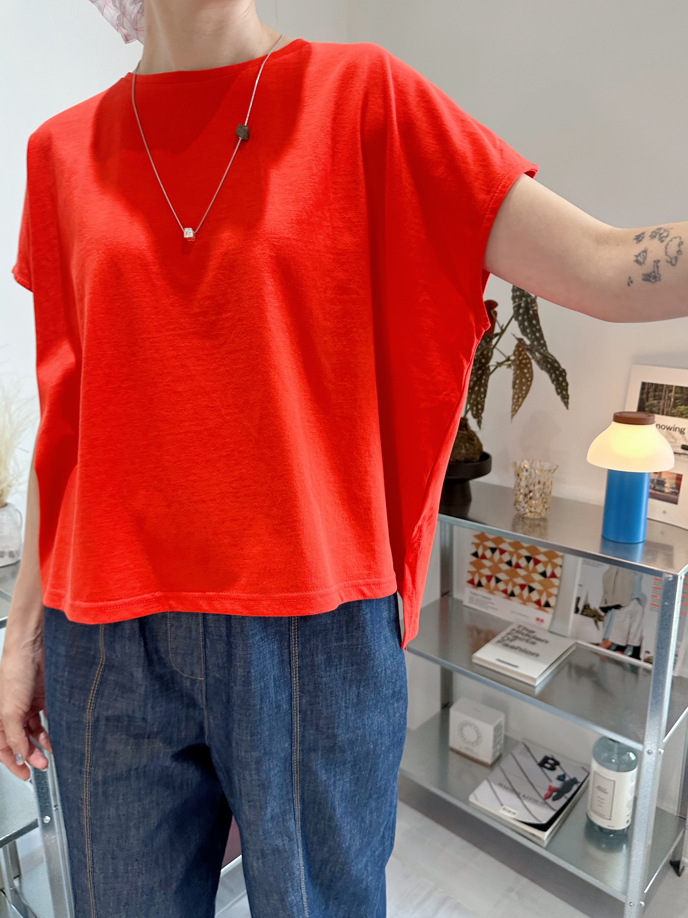 (訂貨:約15工作天)
梯型舒適T-shirt/橙紅