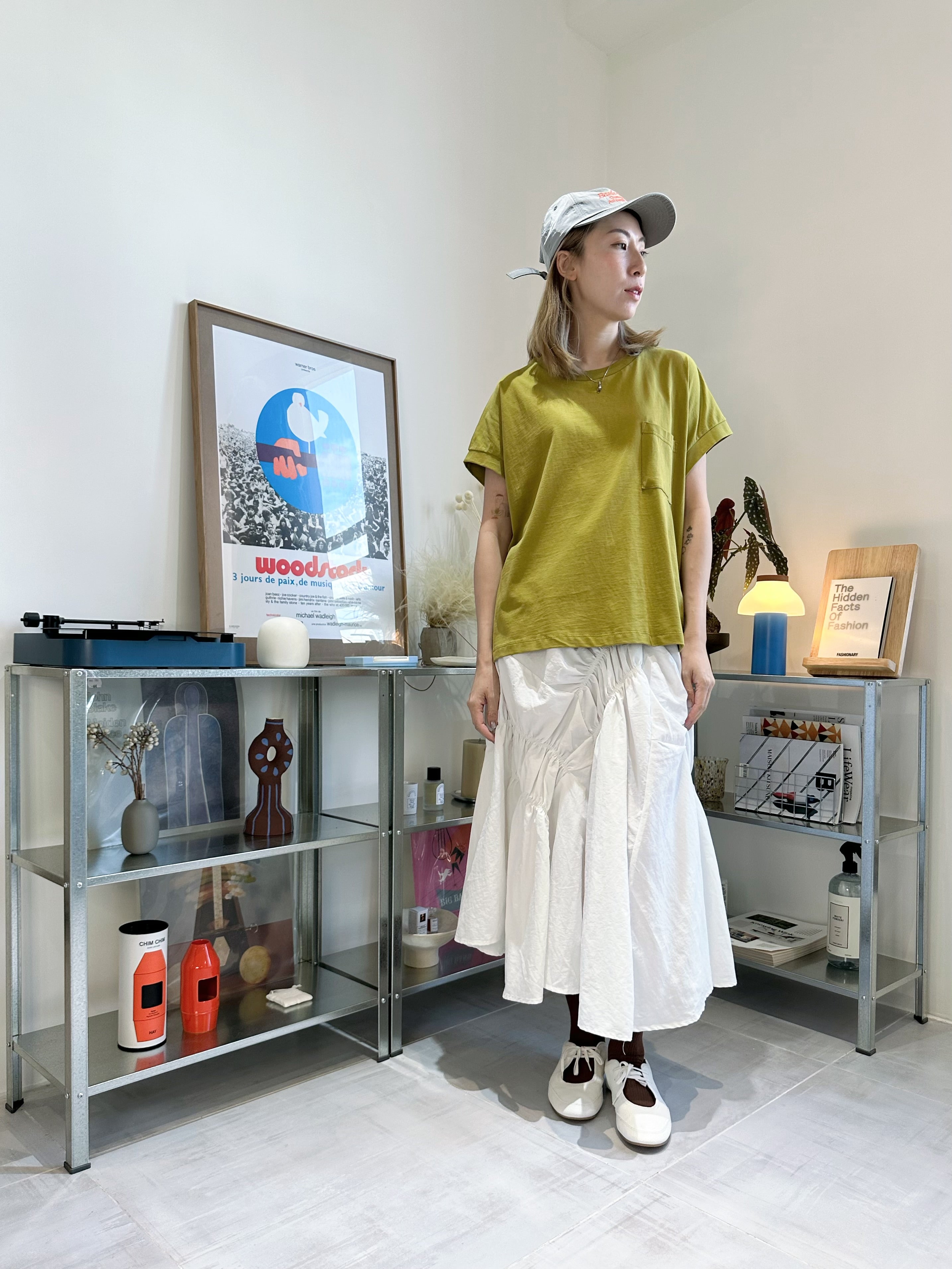 (訂貨:15工作天)縮亂褶散裙/白
