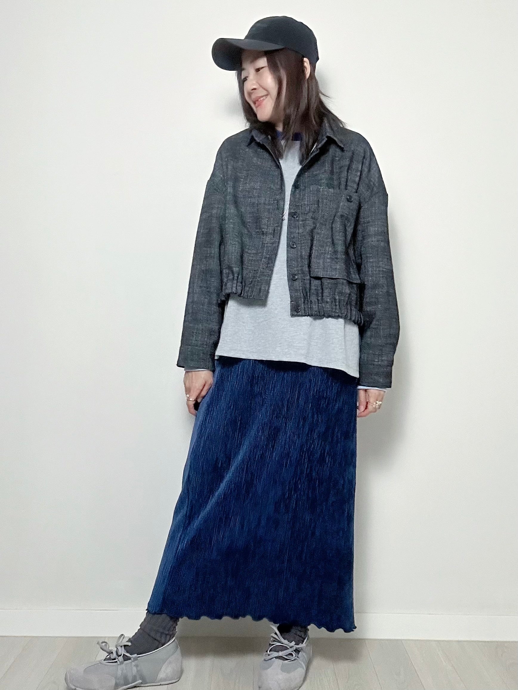 束腳牛仔薄外套/黑