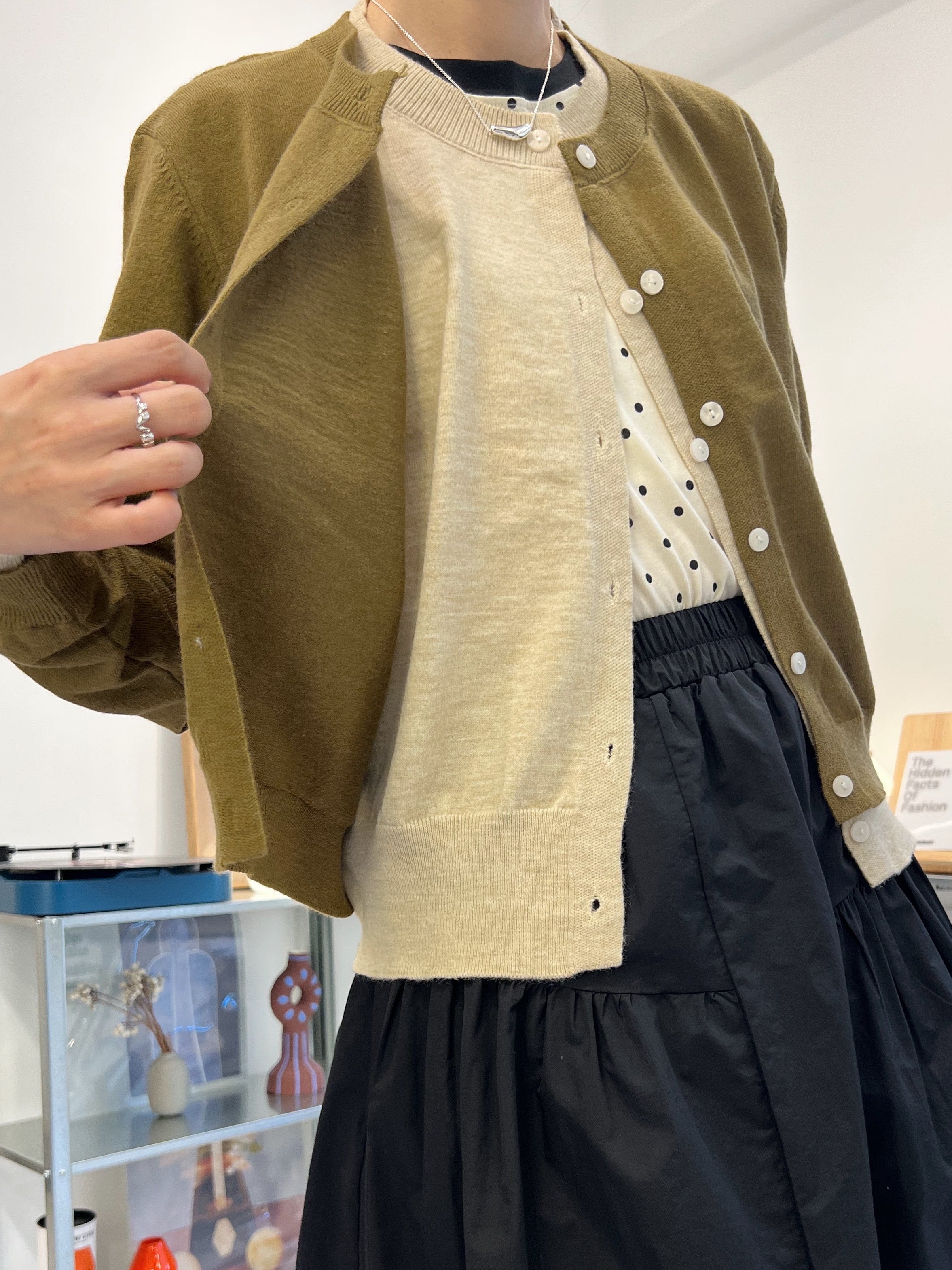 併色cardigan/橄欖+杏