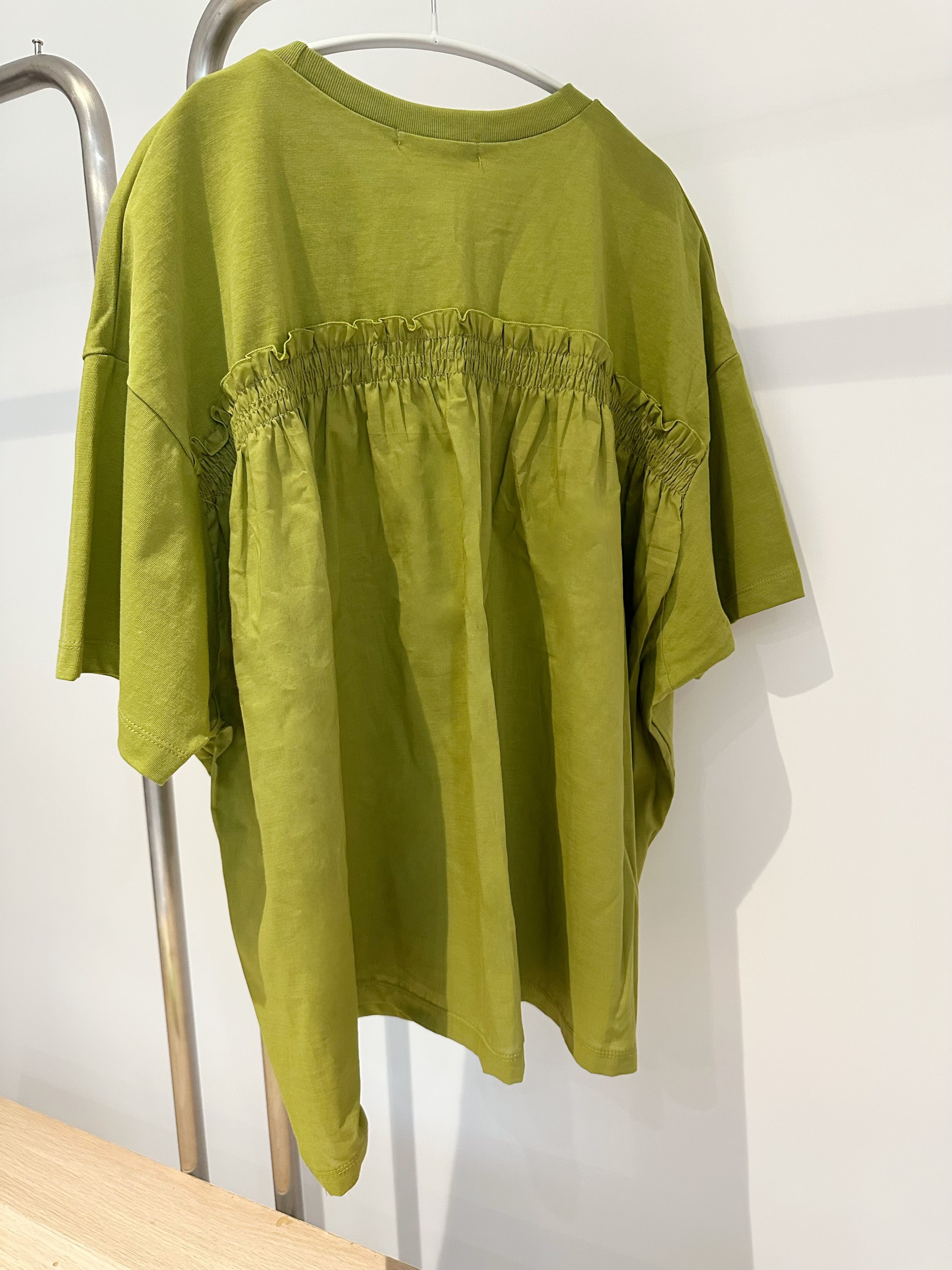 (訂貨:15工作天)後縮褶闊T-shirt/綠