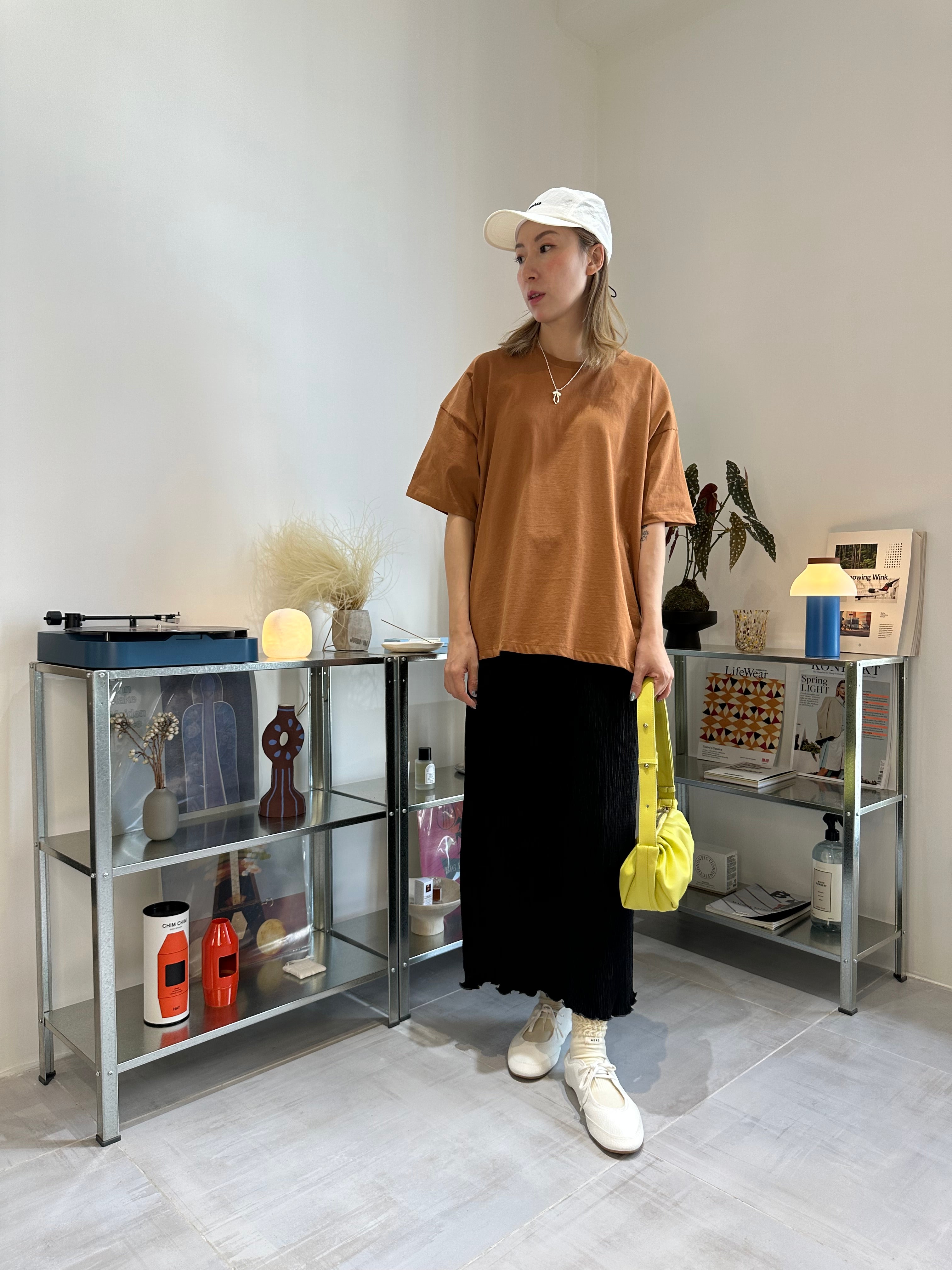 (訂貨:15工作天)後縮褶闊T-shirt/啡