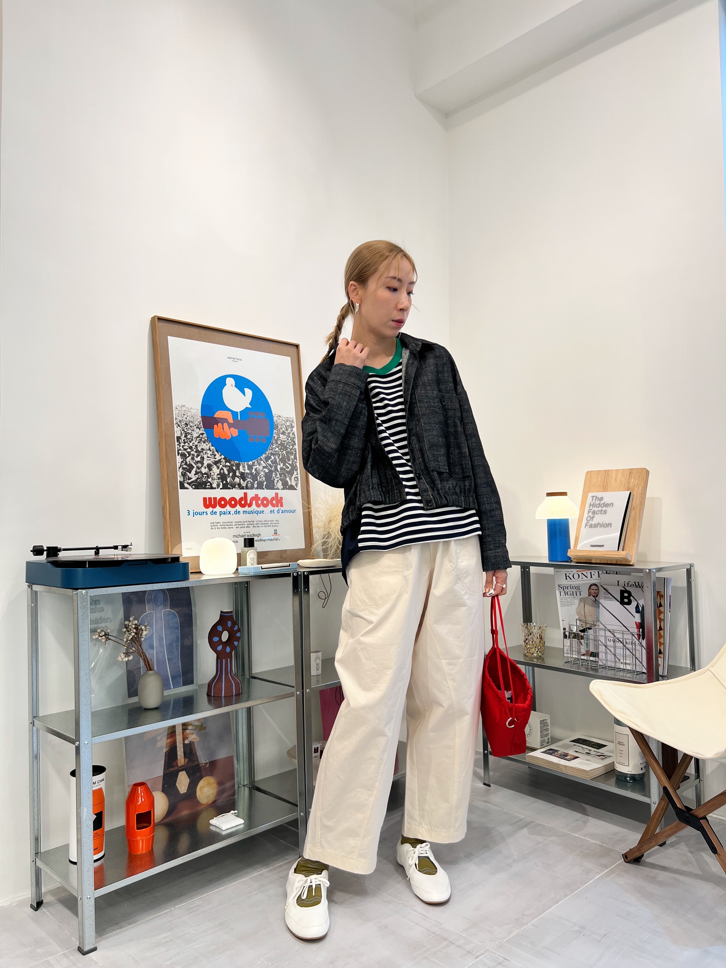 前間條後淨色T-shirt/綠領