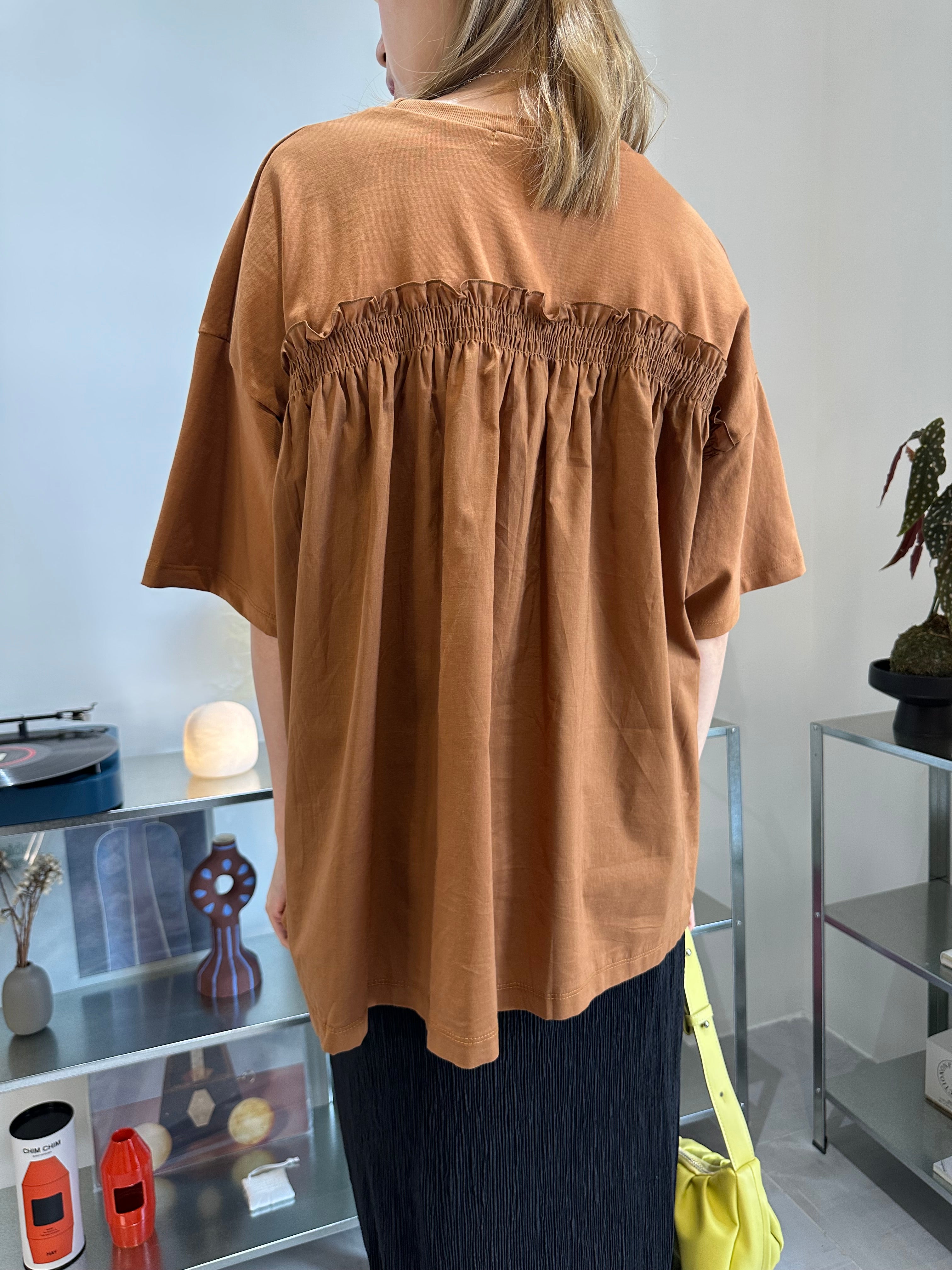 (訂貨:15工作天)後縮褶闊T-shirt/啡
