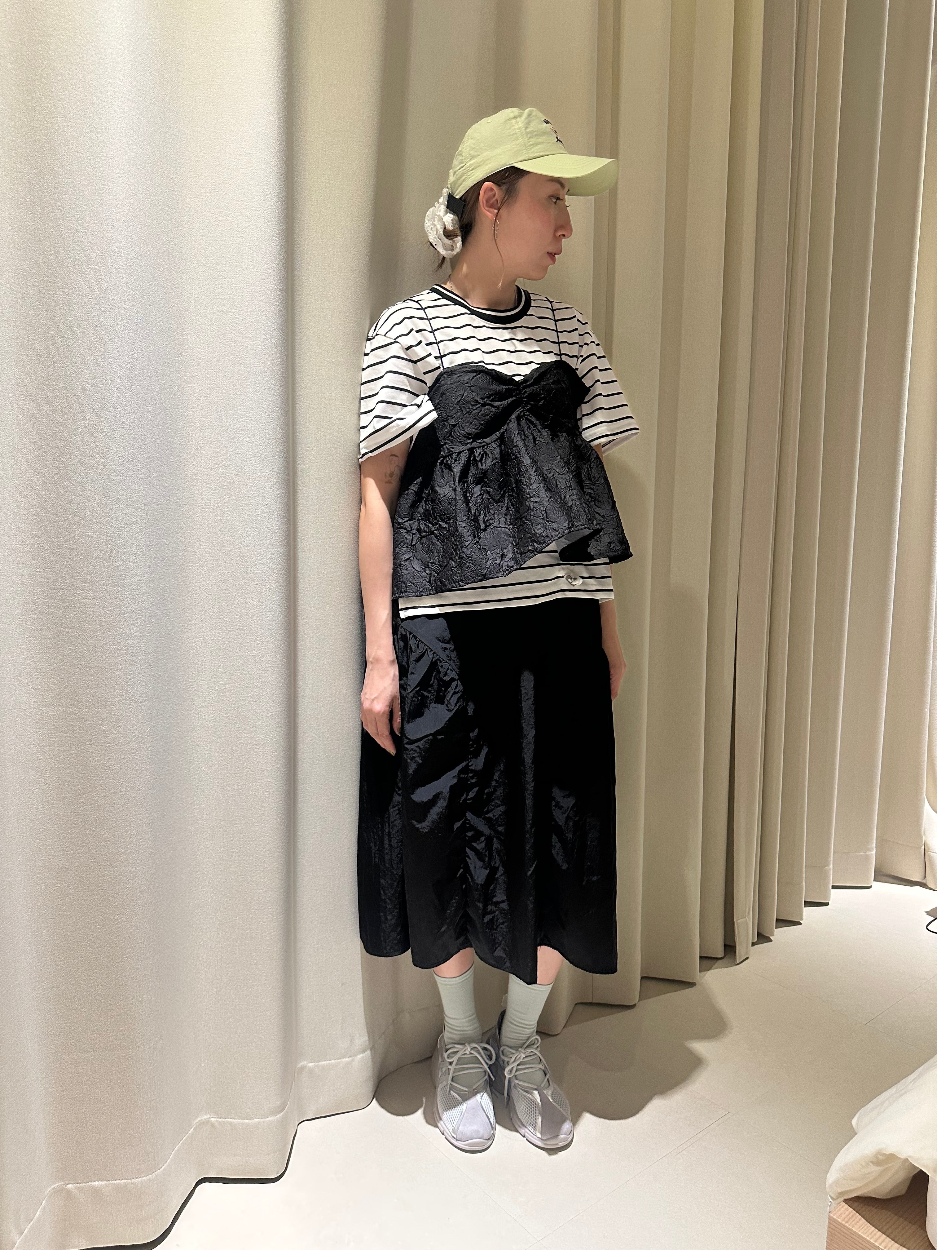 單側縮褶Tee/間條