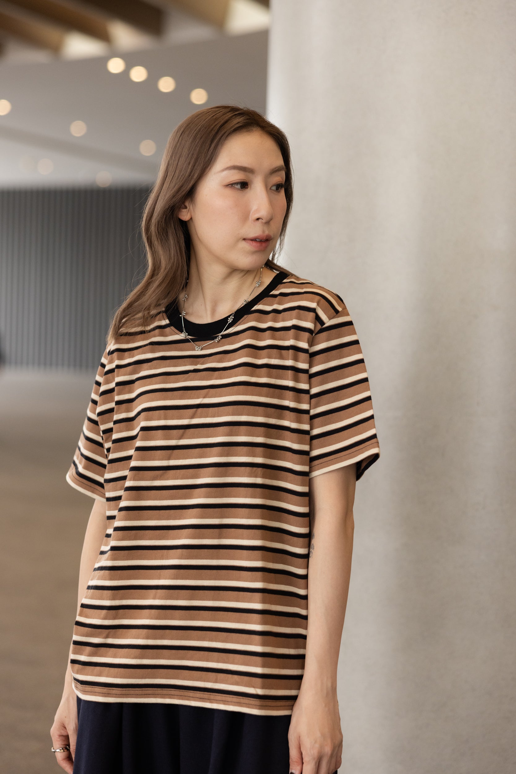 三色間條T-shirt/啡