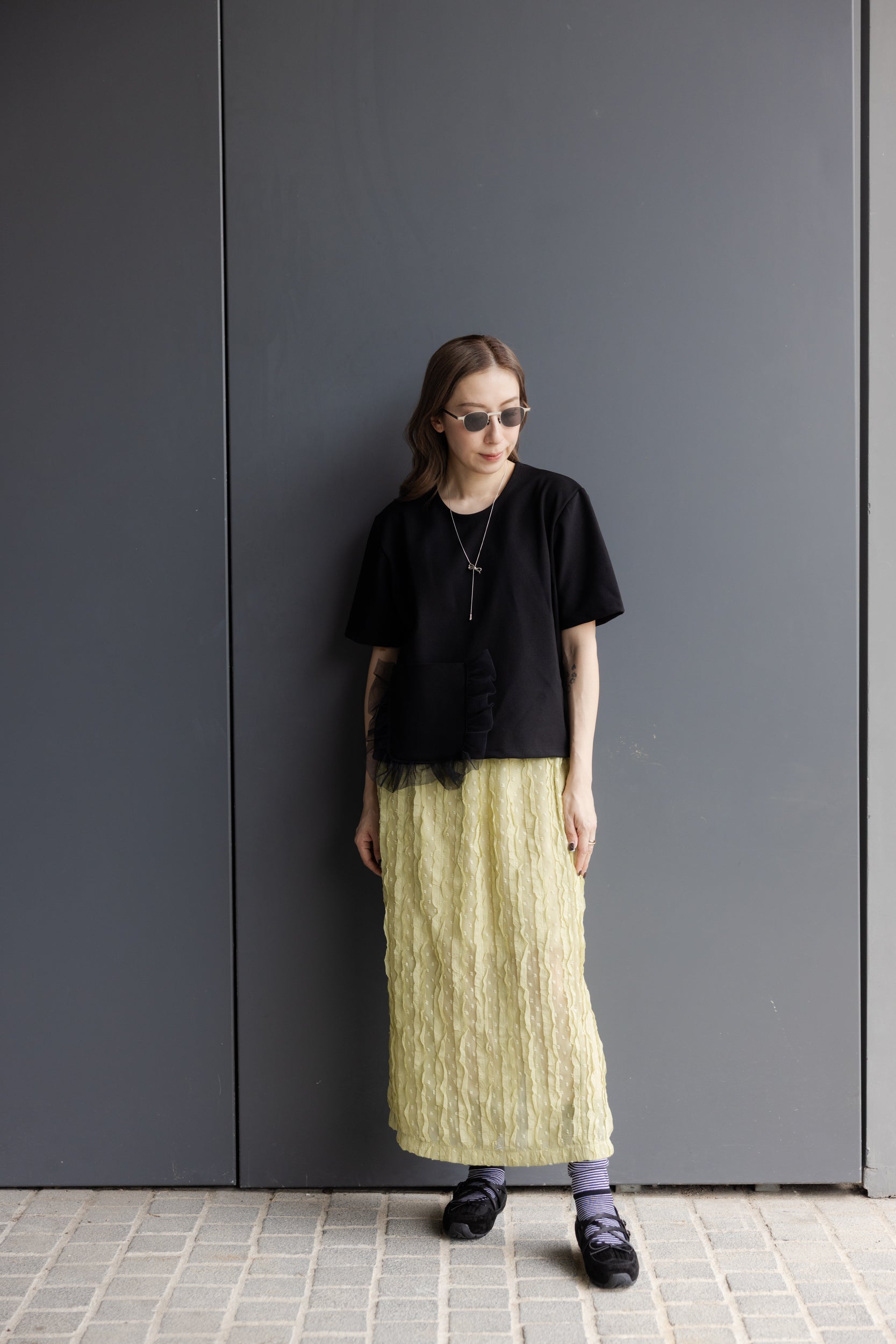 口袋邊紗RuffleT-shirt/黑