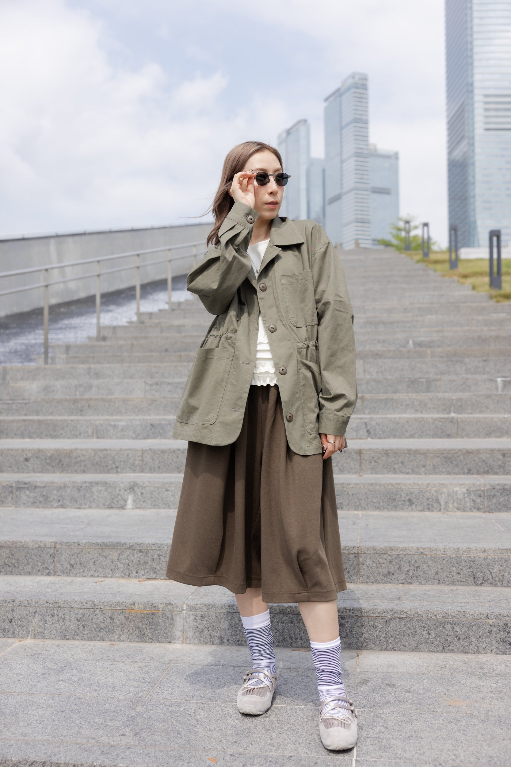 可束腰四袋薄外套/軍綠