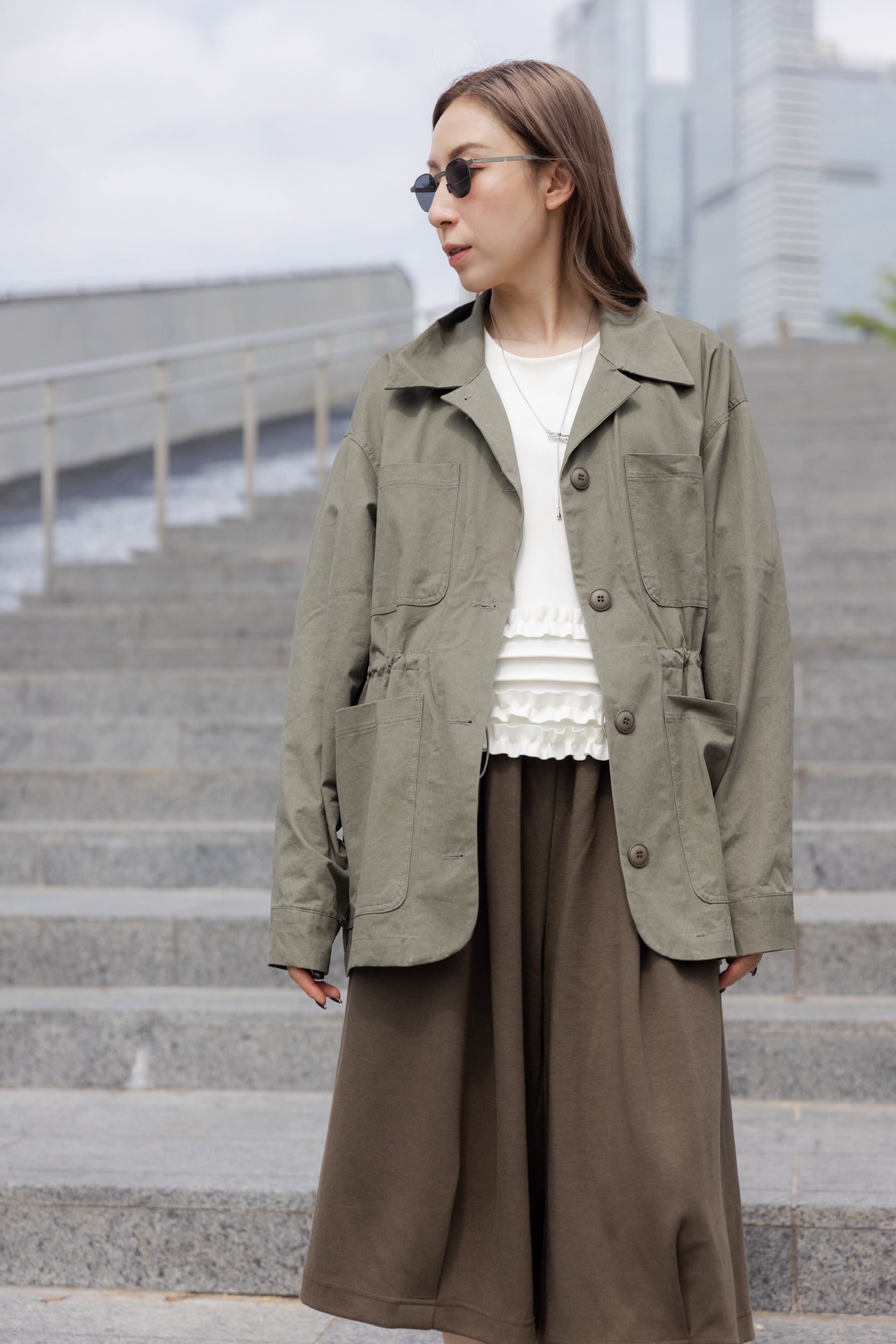 可束腰四袋薄外套/軍綠