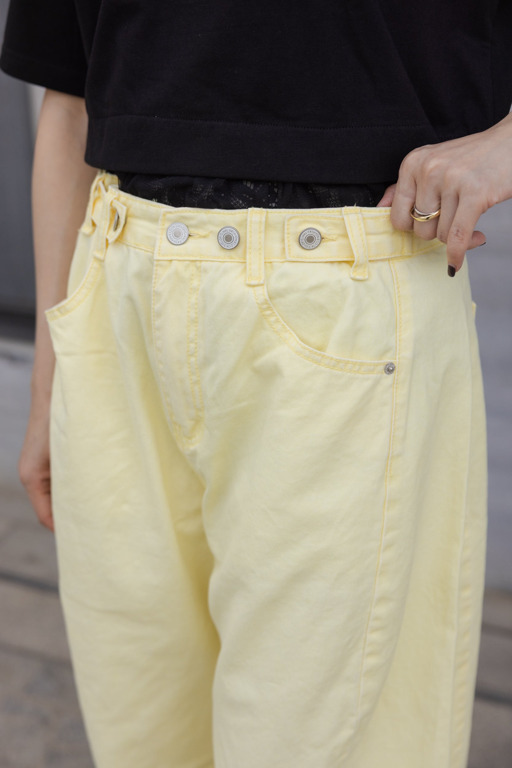 薄身顏色牛仔褲/黃