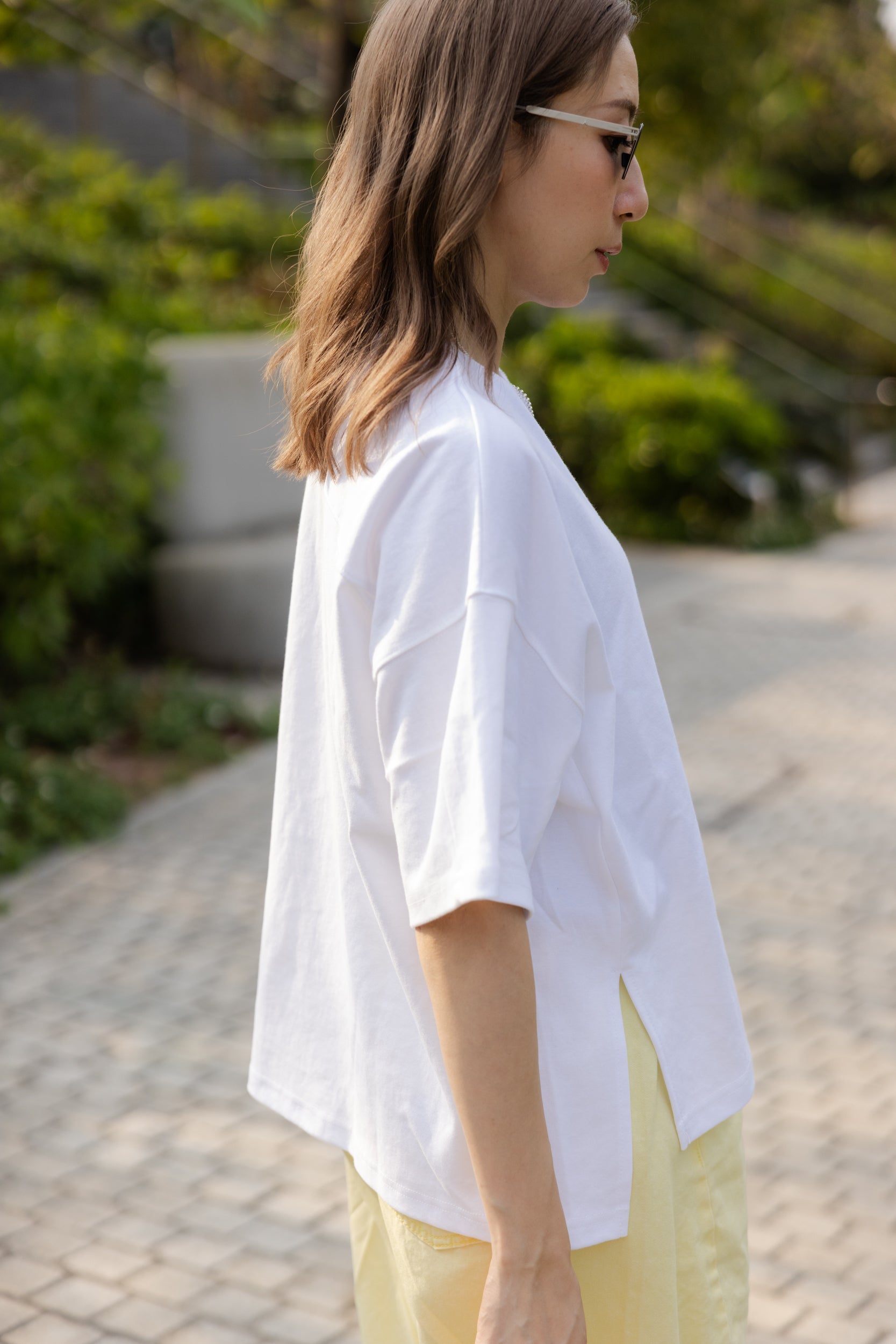 後領小V T-shirt/白