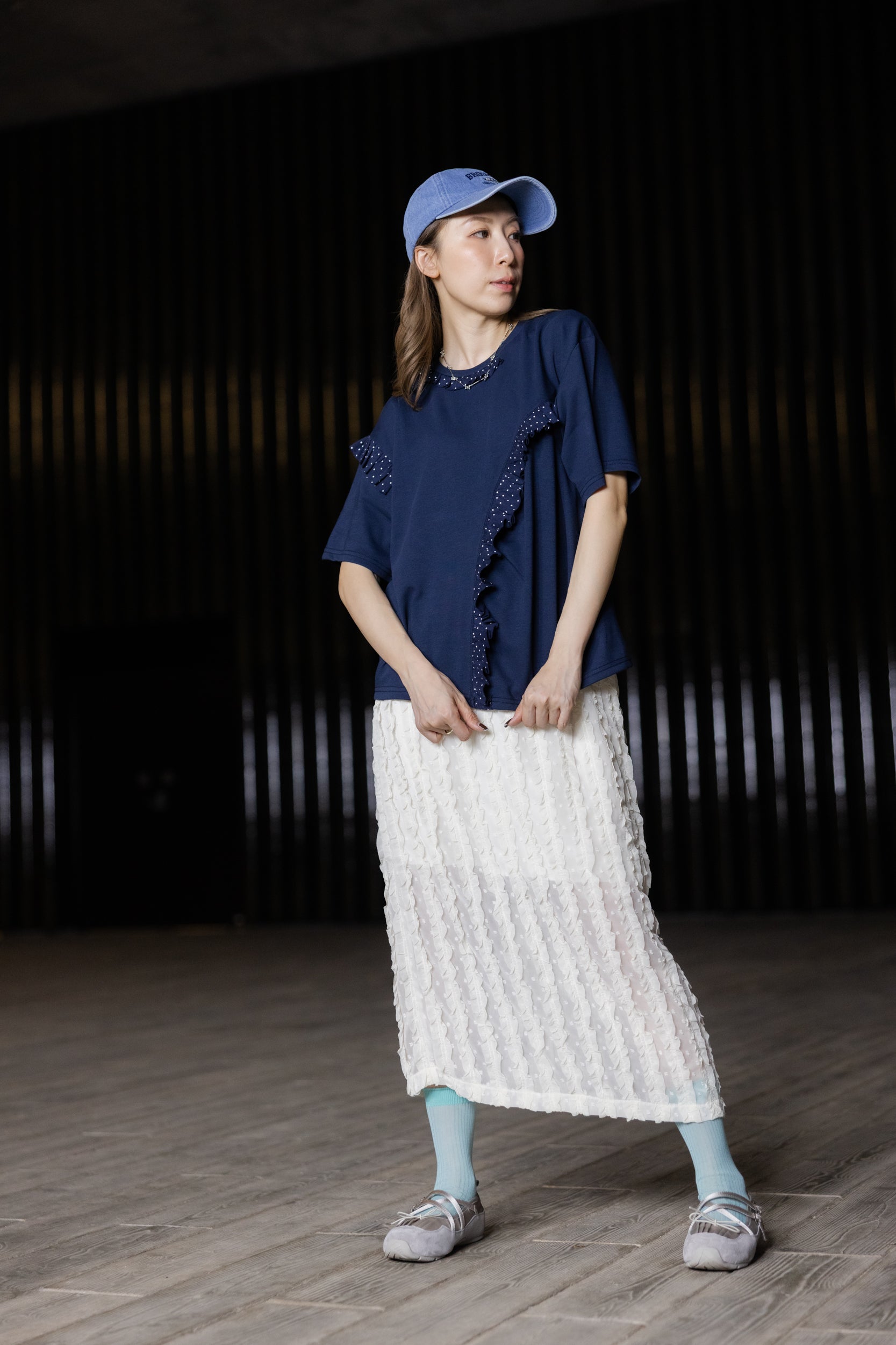 波點縮褶邊T-shirt/深藍