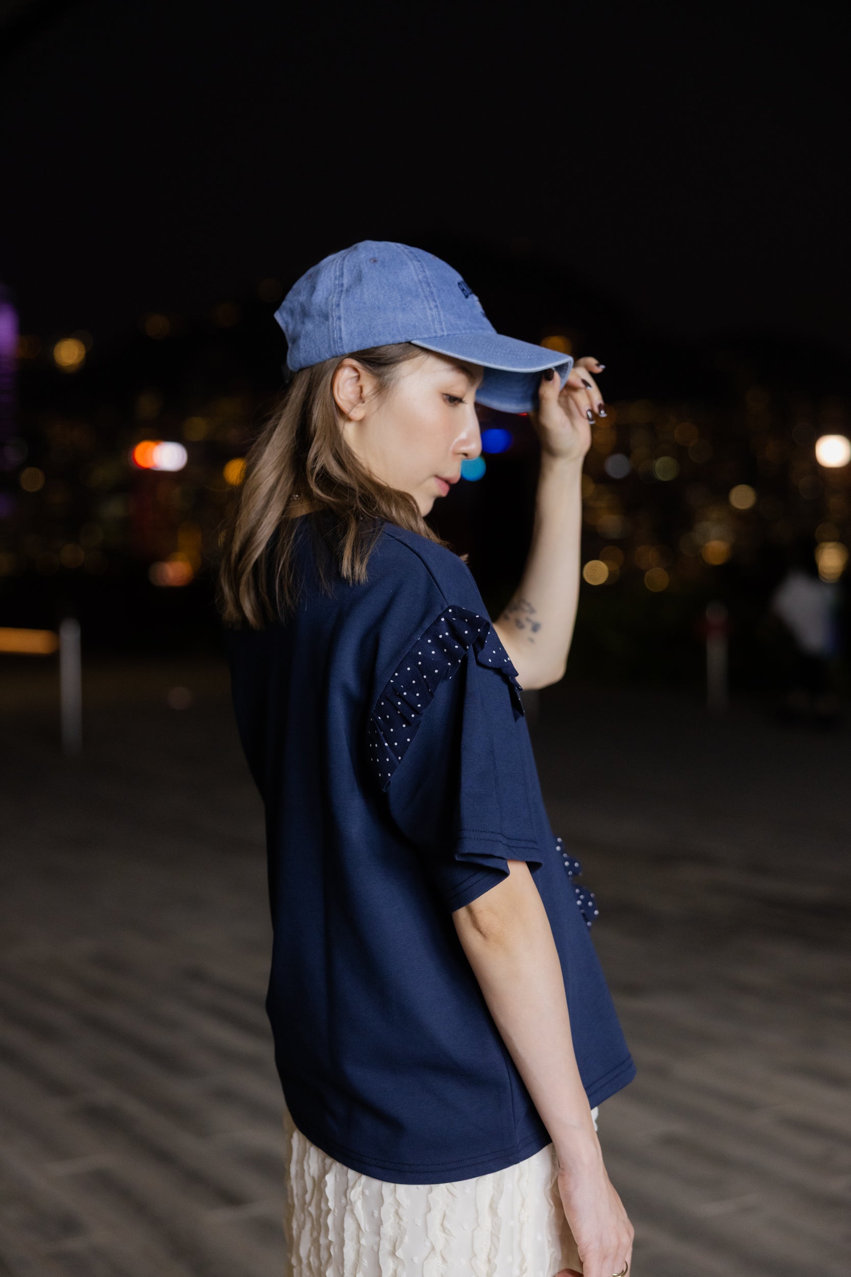 波點縮褶邊T-shirt/深藍