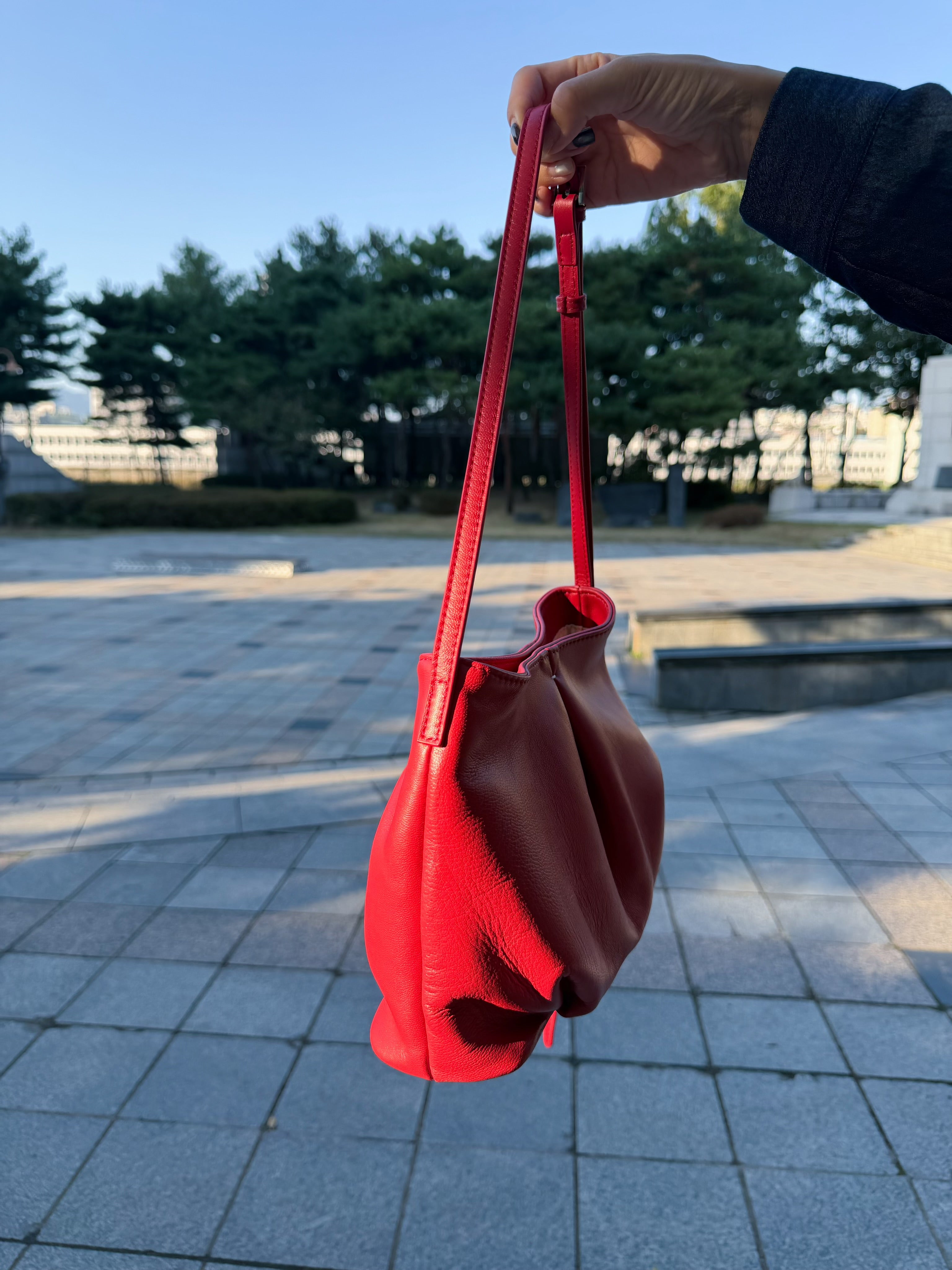 牛皮摺褶手袋/紅