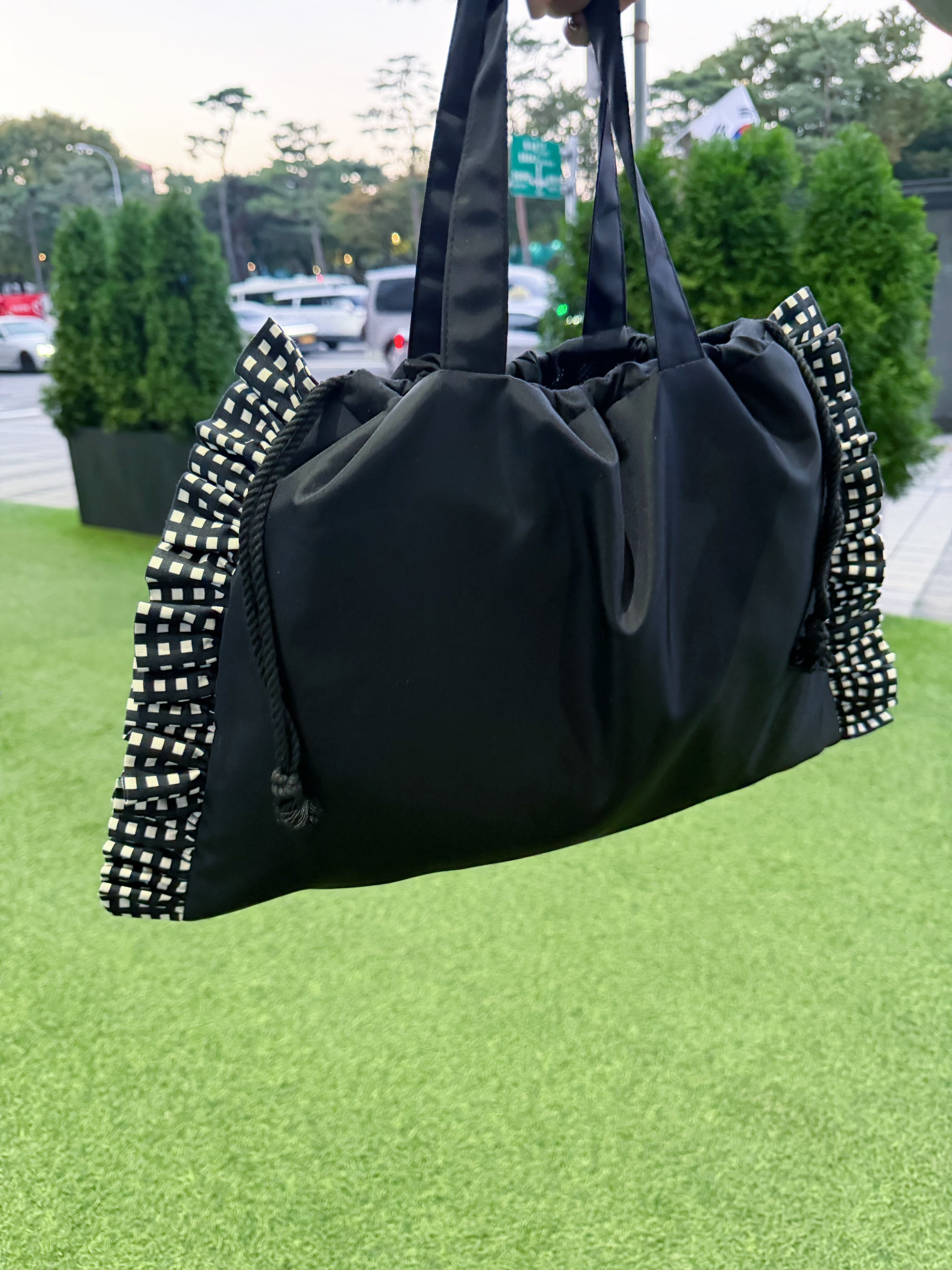 細Ruffle Tote Bag/黑