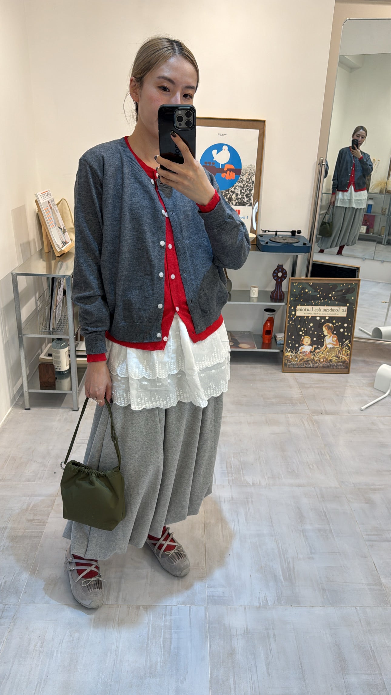 併色cardigan/灰+紅