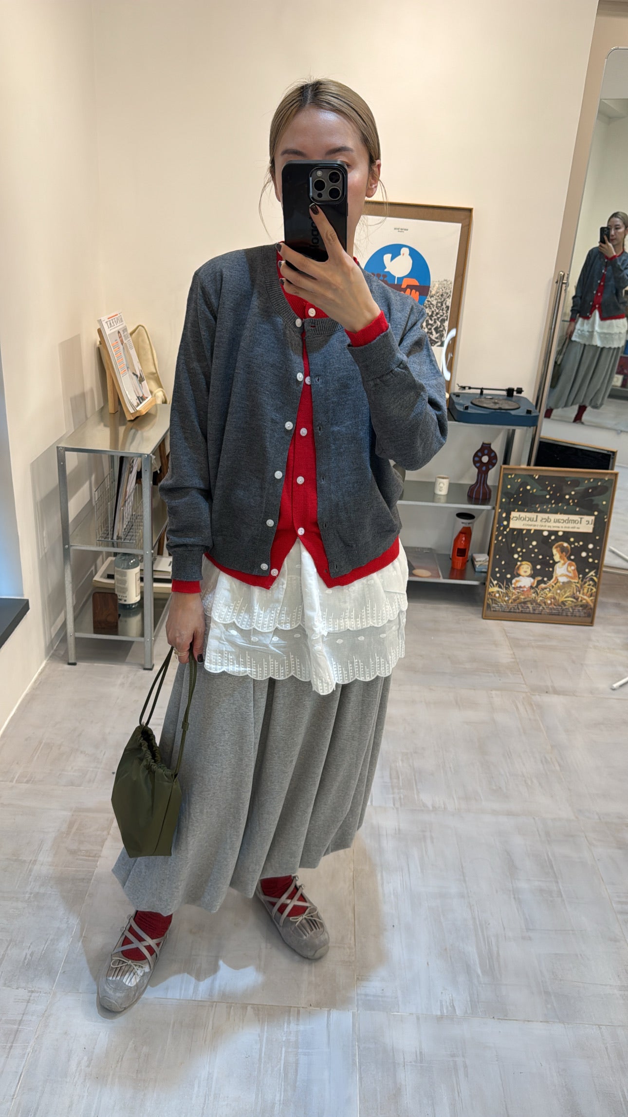 併色cardigan/灰+紅