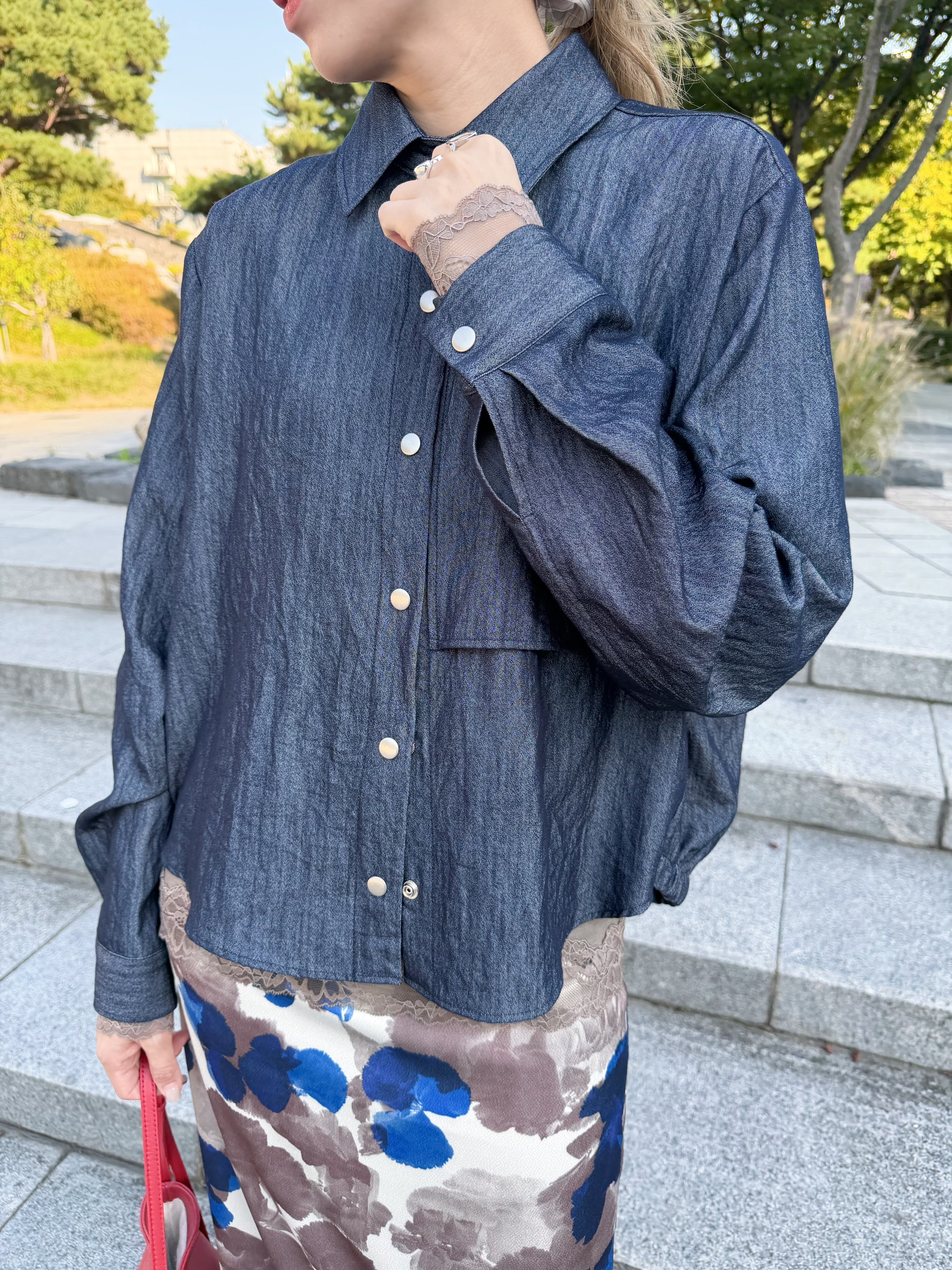 牛仔後縮褶恤衫外套/藍