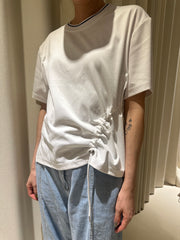 單側縮褶Tee/白