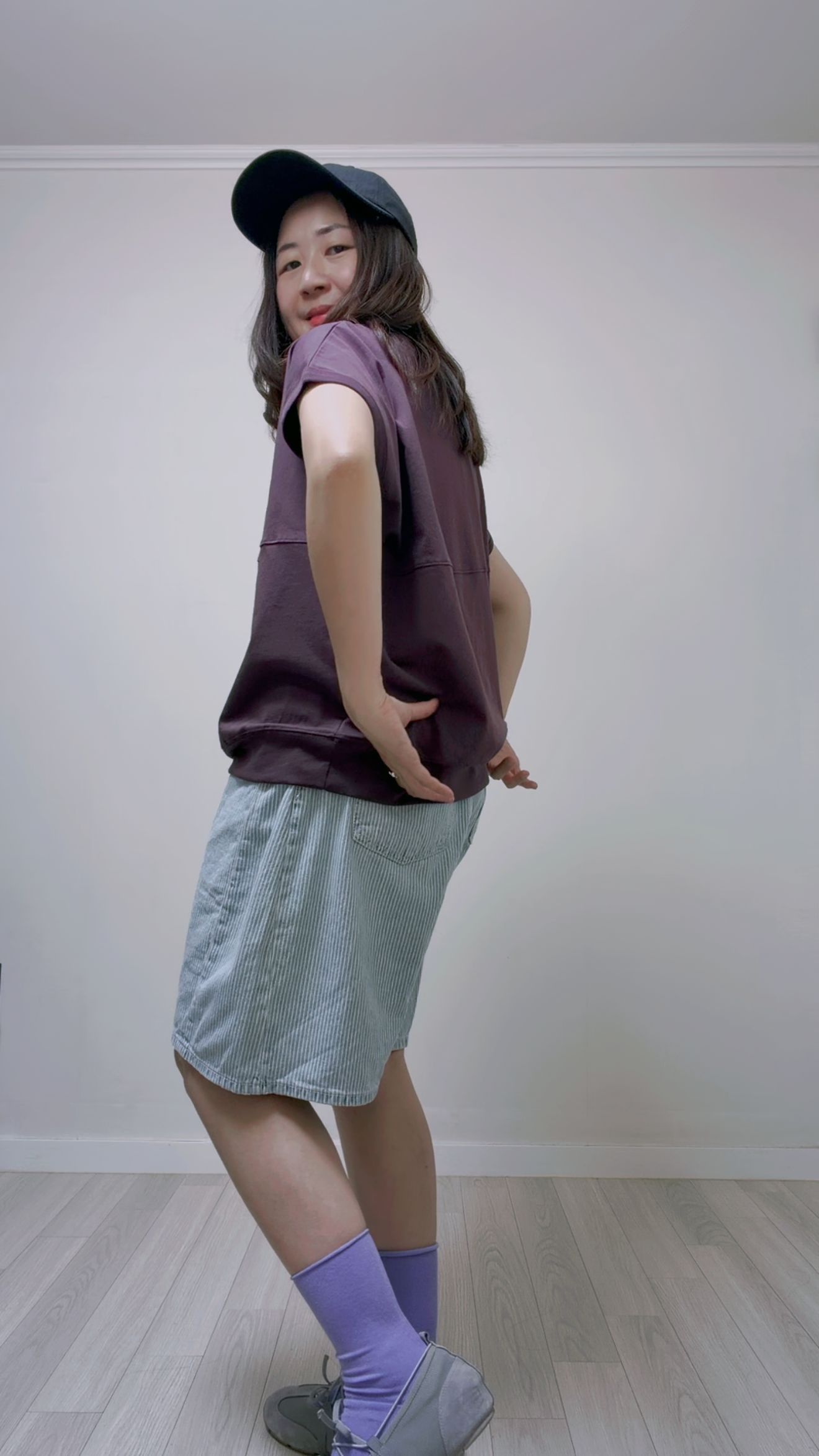 斜駁線T-shirt/暗紫