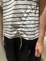 單側縮褶Tee/間條