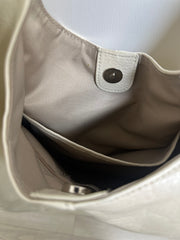 仿皮暗紋大袋/米白