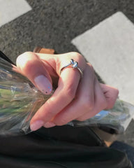 打結介指