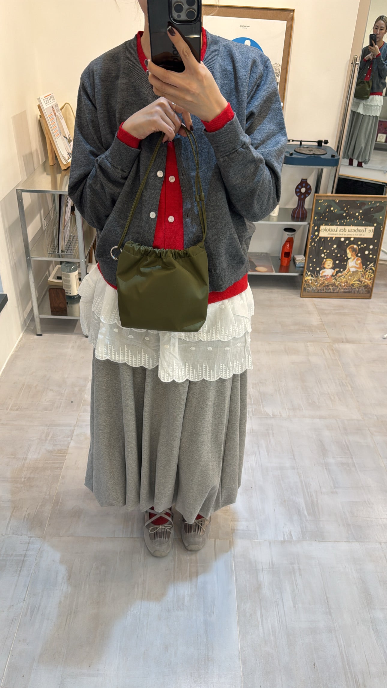 併色cardigan/灰+紅