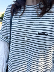 闊身間條喱士袖T-shirt/白