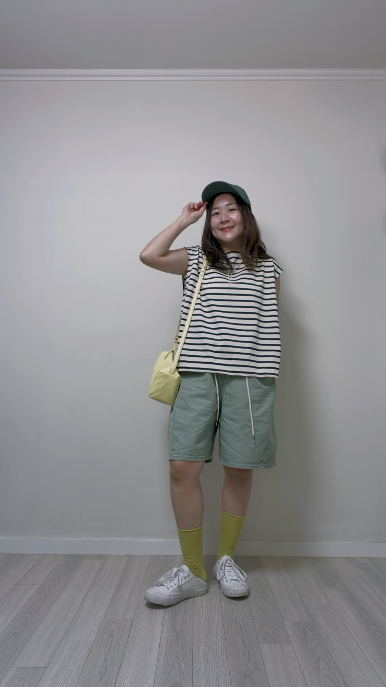 單色幼條A型背心/黑